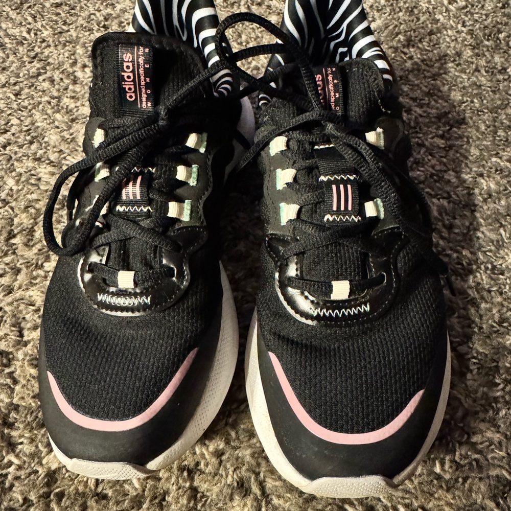 Adidas Women's Black pure motion Sneakers with Pink Highlights 8.5